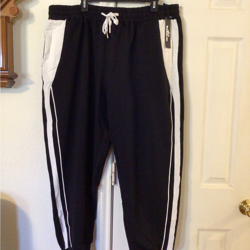 NWT Zerd Ocean Women's Black Jogger Sweatpants Size 3X